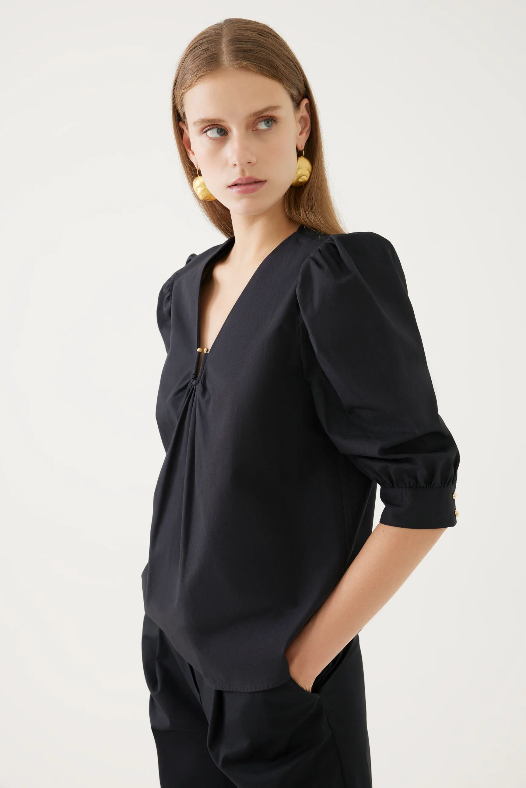 Balloon Sleeve V-Neck Detailed Blouse and Black High Waist Pants