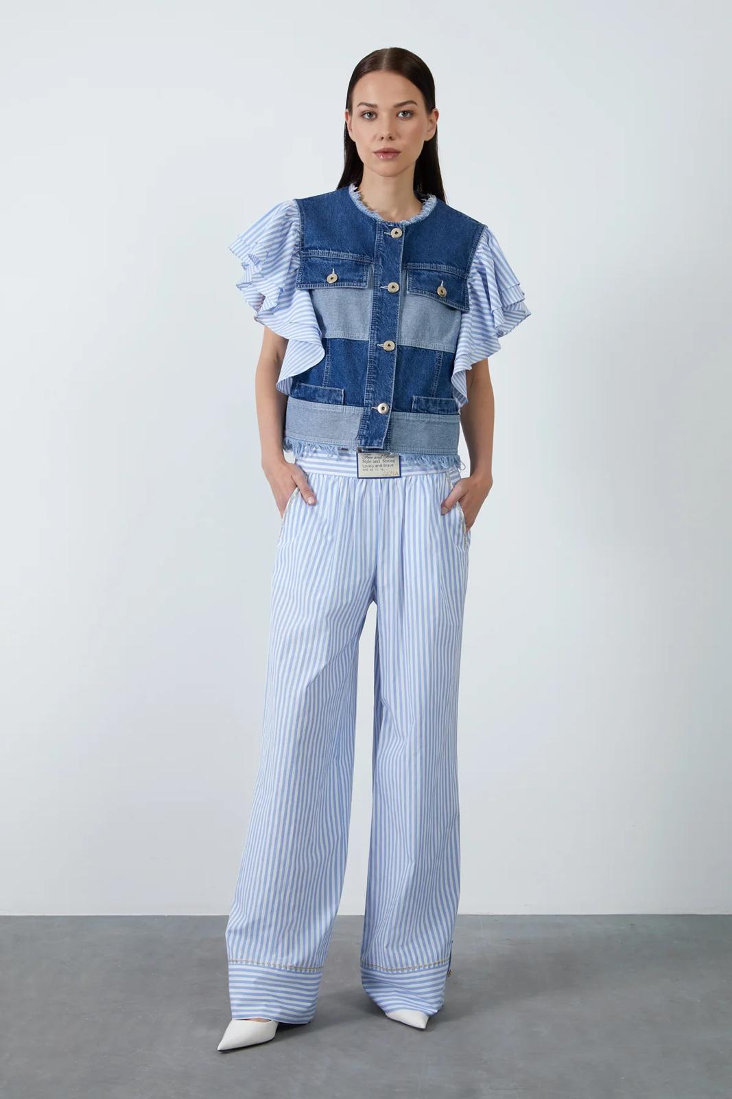 Tag Detailed Embroidered Striped Blue Pant